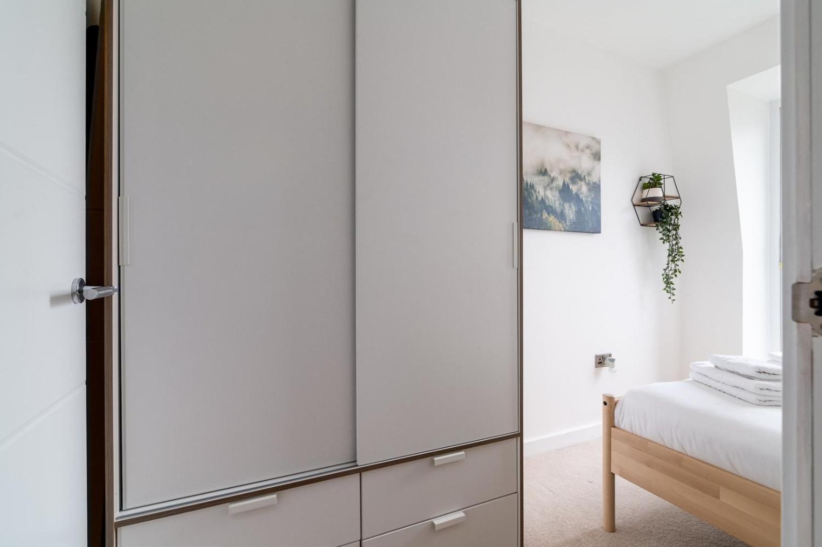 Apartament Guestready - Blue Essence Com Varanda Em Woolwich Londra